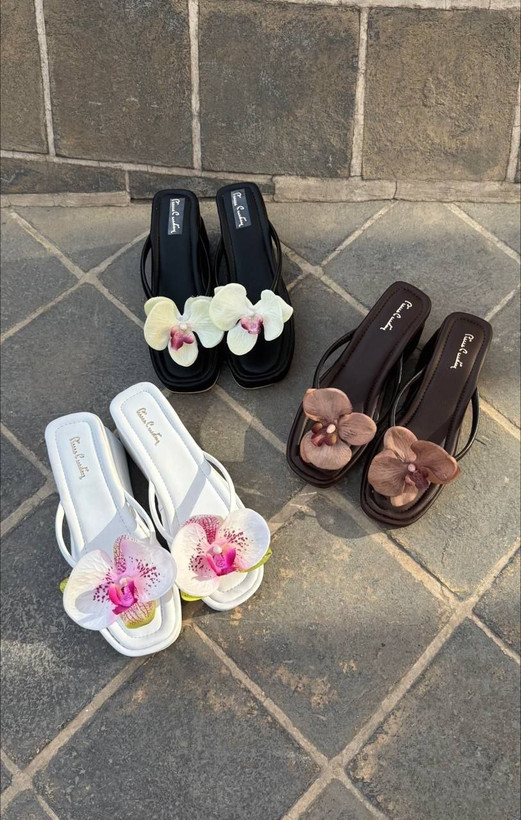 صندل لا انگشتی FLOWER لژ 8 سانت ترند سال