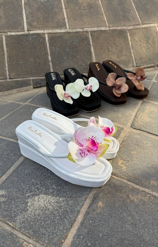 صندل لا انگشتی FLOWER لژ 8 سانت ترند سال